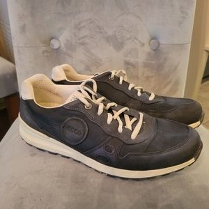 ECCO Rare Blue Sneakers 8 1/2